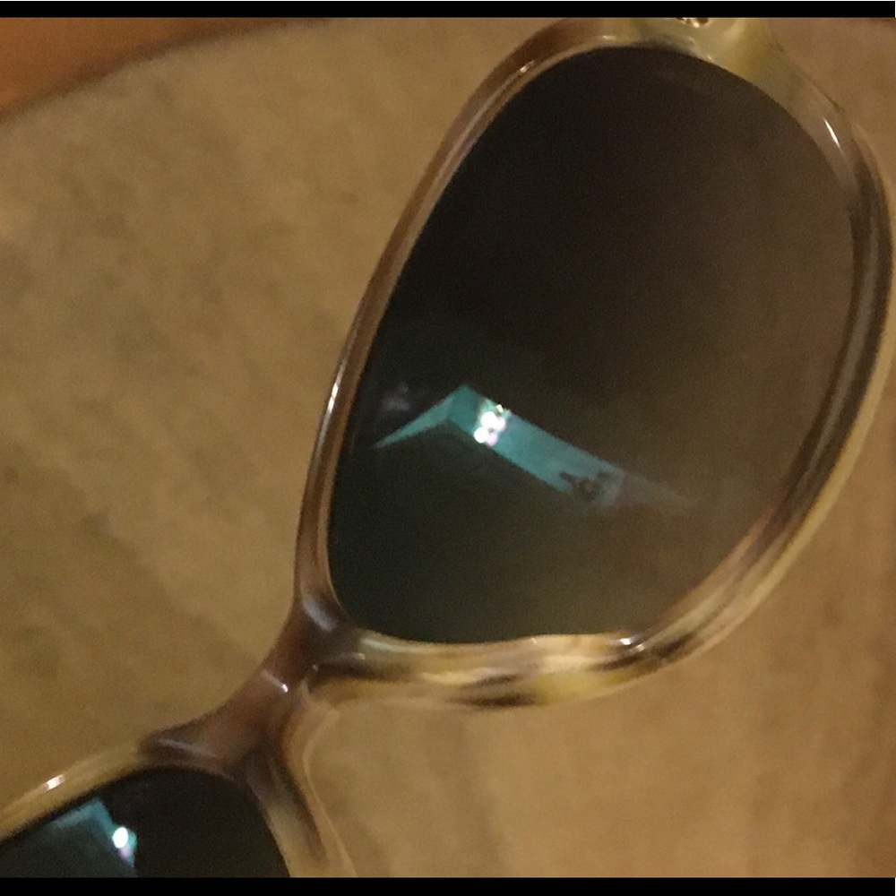 CHANEL Authentic Vintage Olive blend Pearl Sunglasses 🕶️ Great looking /RARE😎🇳🇪 - Picture 6 of 9